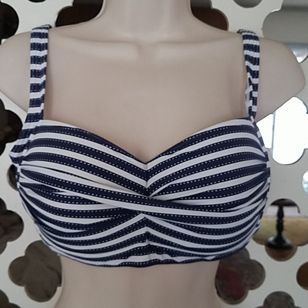 NIP TUCK SWIM TOP